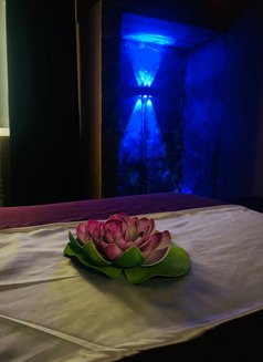 2 in 1 full body and nuru massage - masseuse in Colombo Photo 9 of 10