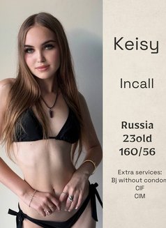 20+ Aura Models - escort agency in Dubai Photo 25 of 27