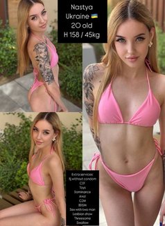 +20 VIP young fresh girls - puta in Dubai Photo 17 of 22