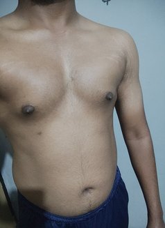 20 Years Old Boy - Male escort in Colombo Photo 3 of 4