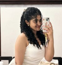 Jenny - escort in Malindi