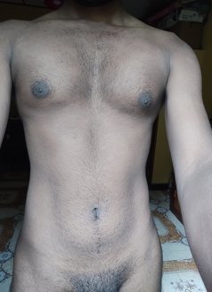 21 Bisexual bull(outcalls/full night) - Male escort in Colombo Photo 4 of 5
