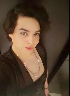 دودي 22 - Transsexual escort in Abu Dhabi Photo 3 of 4