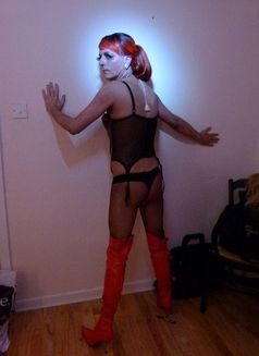 Roxy - Transsexual escort in Manchester Photo 2 of 4