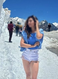 ꧁꧂DIRECT ꧁꧂PAY TO GIRL ꧁꧂IN HOTEL ROOM - escort in New Delhi Photo 1 of 6
