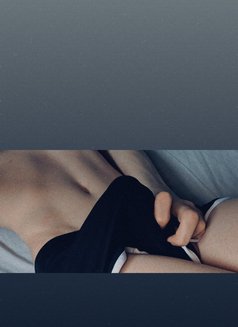 24 years old FEMBOY - Acompañantes masculino in Riyadh Photo 13 of 16