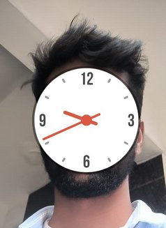 24 Years Younger Boy Offers Companies - Male adult performer in Chennai Photo 2 of 4