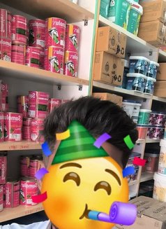 24 Years Younger Boy Offers Companies - Male adult performer in Chennai Photo 3 of 4