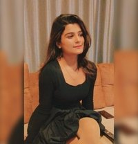 24×7 Trusted Escort Service - puta in Chennai