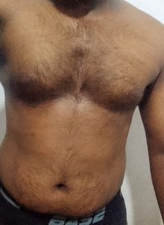 24y Boyfriend - Male escort in Colombo Photo 3 of 5