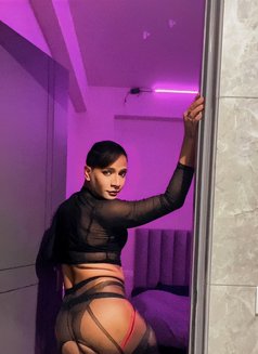 25 Sexy Classy Feminine Escort /Massager - Male escort in New Delhi Photo 4 of 21