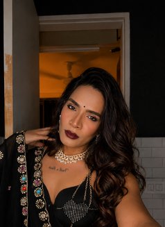 25 Sexy Classy Feminine Escort /Massager - Male escort in New Delhi Photo 10 of 21