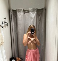 26 Jahre Alt – Das Mädchen, Das Dich All - puta in Allgäu