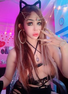 27 July leaving India - escort in New Delhi Photo 14 of 19