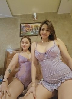 2REAL LADY GROUP SEX ( MEET AND CAM - puta in Mumbai Photo 14 of 15