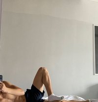 2tops Bi - Male escort in Dubai