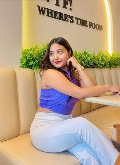 3* 4* 5* 7 Hotels Service in Gurgao24 Hou - escort in Gurgaon Photo 1 of 2