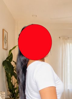 University Girls 19y,22y,27y & CAM - puta in Colombo Photo 7 of 13