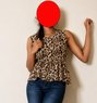 Cam Show OK / Hot girls here - puta in Colombo Photo 1 of 12