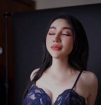4 Ladyboys group sex top-bottom Marina - Transsexual escort in Dubai