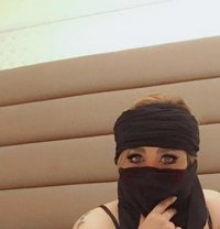3 Some middle east - puta in Muscat