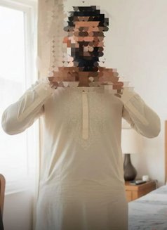 32 Male Bangalore - Male escort in Bangalore Photo 1 of 1