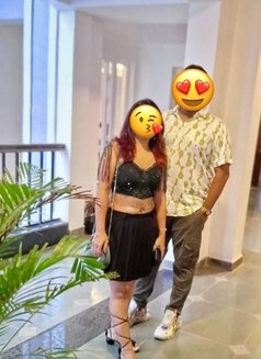 35 M 30 F Couple Here From Mumbai - Acompañantes masculino in Mumbai Photo 1 of 4