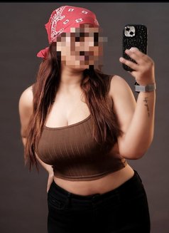 4 Lakhs Followers on Insta. Real Meet - escort in Mumbai Photo 17 of 17