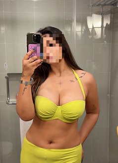 Independent insta celebrity.real meet - escort in Mumbai Photo 11 of 14