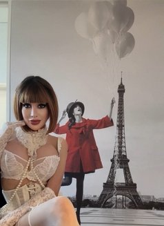 46 rue cler -Japan mistress_Good review - Transsexual escort in Paris Photo 8 of 30