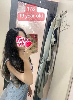 + 50 young girl HCM massage ( Zu) - dominatrix in Ho Chi Minh City Photo 13 of 29