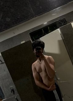 6’3ft Bodybuilder( Only for Females) - Male escort in Gurgaon Photo 2 of 8