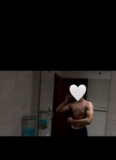 6’3ft Tall Fitness Freak! - Acompañantes masculino in New Delhi Photo 2 of 10