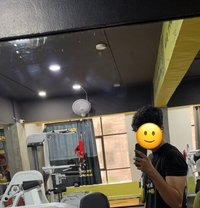 6’4ft Tall and Muscular - Acompañantes masculino in New Delhi