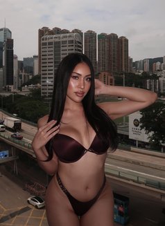 6β GFE / BDSM / PARTEE - Transsexual escort in Makati City Photo 23 of 26