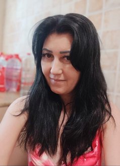 700 per H ❣️INDEPENDENT❣️ - escort in Dubai Photo 1 of 1