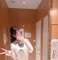 6827 - puta in Tokyo
