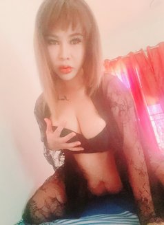 Thai lady full service Ass and pussy - Transsexual escort in Muscat Photo 11 of 20