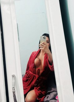 พอลลาร์เทย์เลอร์ 69 นวด - Masajista in Dubai Photo 3 of 5