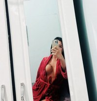 พอลลาร์เทย์เลอร์ 69 นวด - masseuse in Dubai