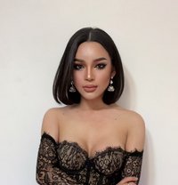 69VVIP,both,TOP,bottom - Transsexual escort in Al Manama Photo 1 of 29