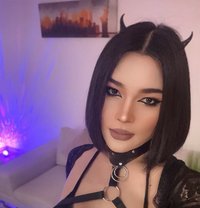 69VVIP,both,TOP,bottom - Transsexual escort in Al Manama