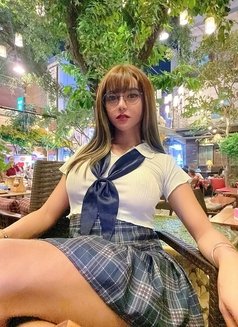 Porn Star (ʙᴇʟʟᴀᴅᴏʟʟ) 7 inches Dick - Transsexual escort in Manila Photo 10 of 30