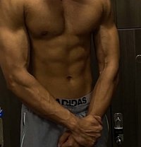 7 Inch Cock for Ladies - Male escort in Colombo