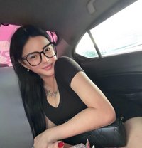 7inc FUNCTIONAL DICK ! LIMITED DAYS ONLY - Transsexual escort in Manila
