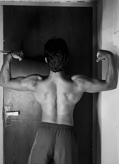 7inch Playboy - Male escort in Noida Photo 2 of 3