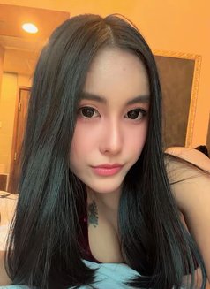 7INCHES COCK LIMITED DAYS IN SINGAPORE - Transsexual escort in Singapore Photo 28 of 28