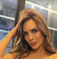 7inches Dick Cum Alot fucklady - Transsexual escort in Bangkok