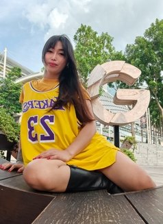 7xAday CUM TS Ladyboy - Transsexual escort in Singapore Photo 8 of 15