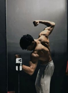 8. 5 Hard Bhargav - Male adult performer in Bangalore Photo 3 of 4